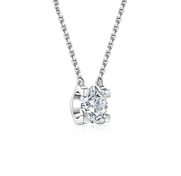 Laboratory Diamond 18K White Gold Four Claw Bull Head Fashion Necklace Pendant Clavicle Chain - Image 2