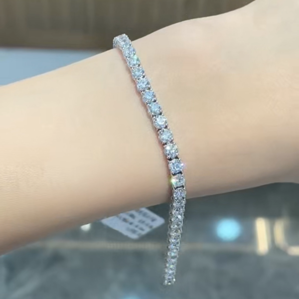 Platinum Single-Stone 0.15ct Tennis Bracelet
