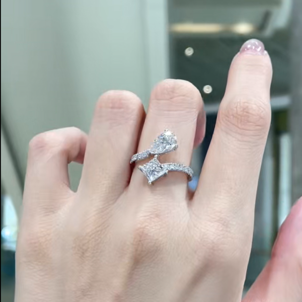 Platinum Romantic Twin Rings