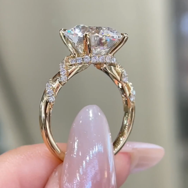 5.01ct Four-Prong Round Diamond Ring