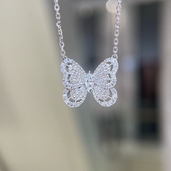 Pt950 Full Diamond Butterfly Necklace Set